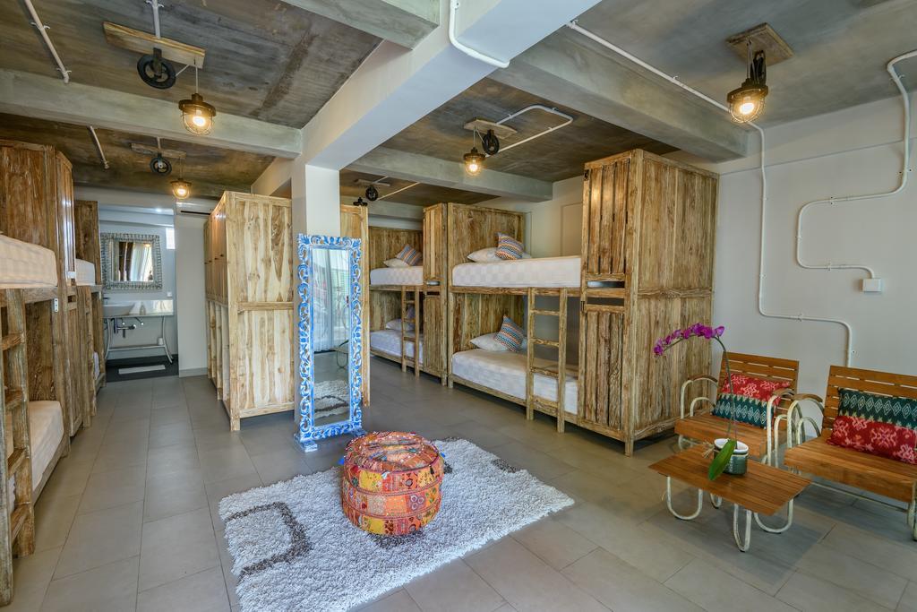 Base Guest House Canggu  Bagian luar foto