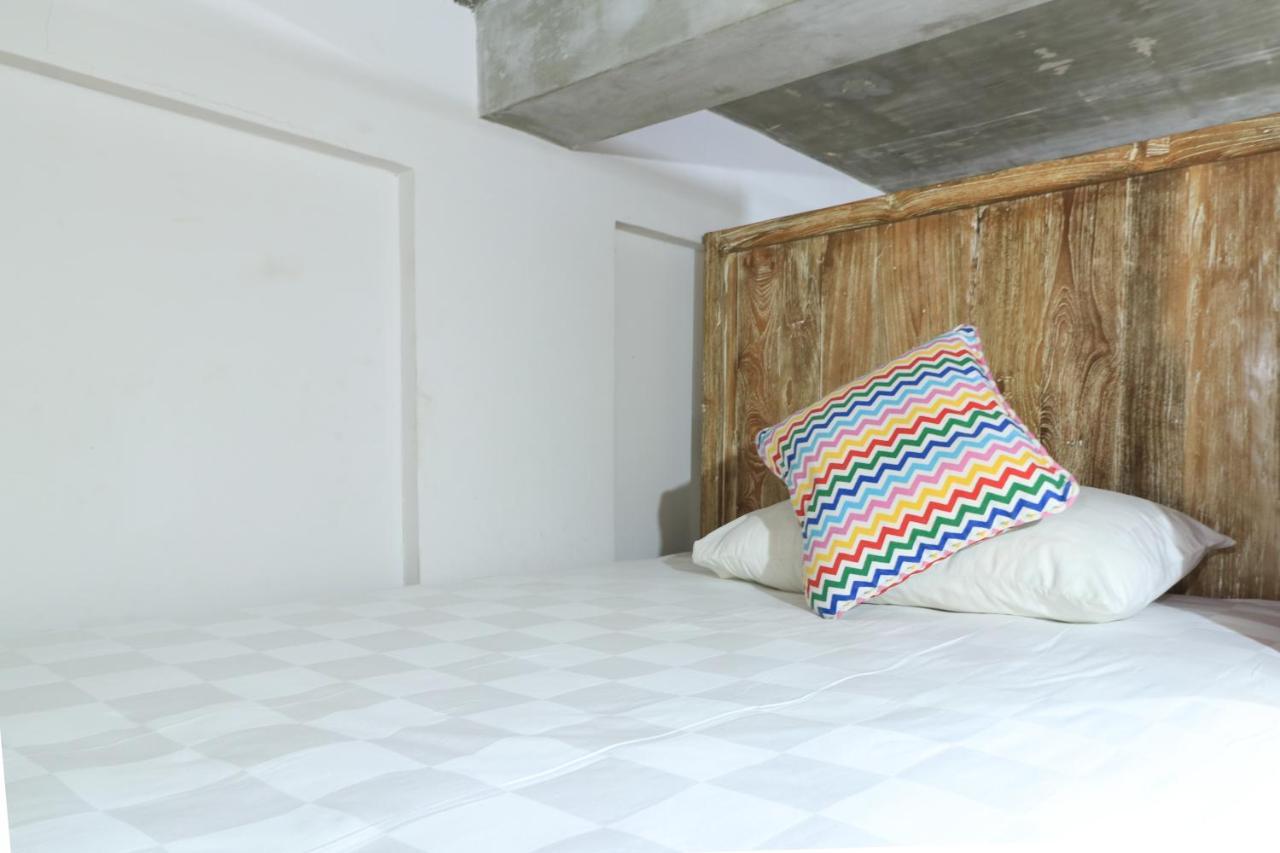 Base Guest House Canggu  Bagian luar foto