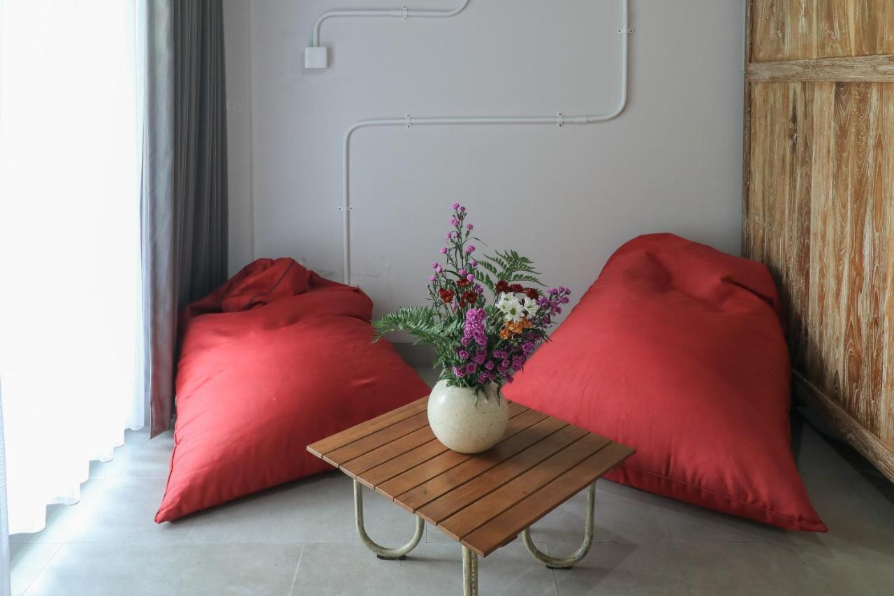 Base Guest House Canggu  Bagian luar foto