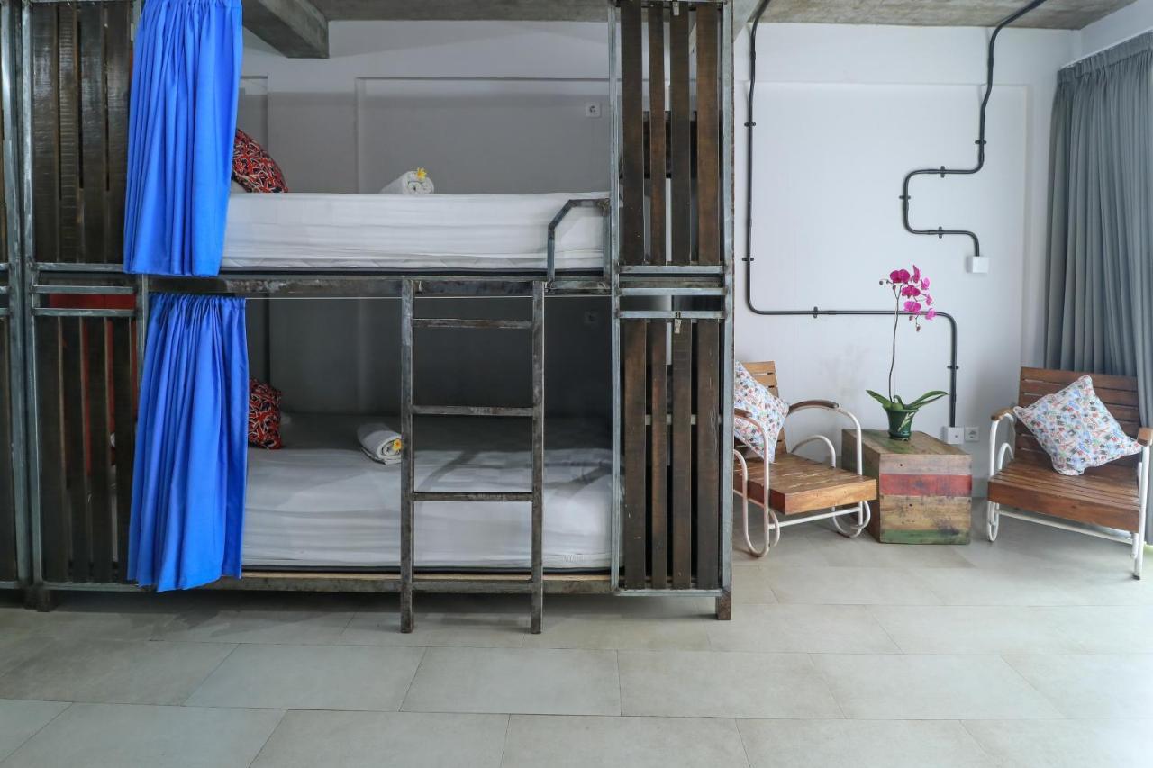 Base Guest House Canggu  Bagian luar foto
